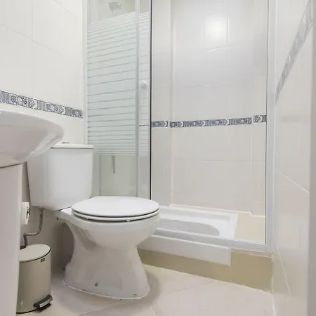 Universal Apartment *